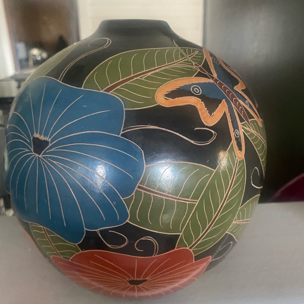Nicaraguan Pottery Vase